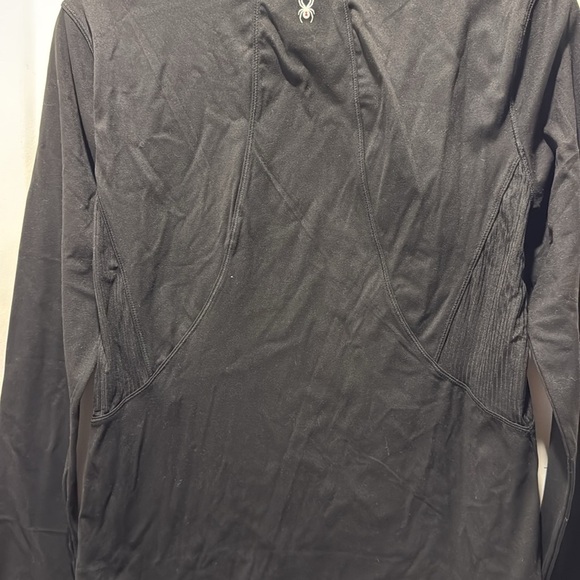 Spyder Athletic Top Size M. Stretch with great details! NWOT - Picture 6 of 7